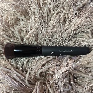BAREMINERALS Perfecting Face Brush